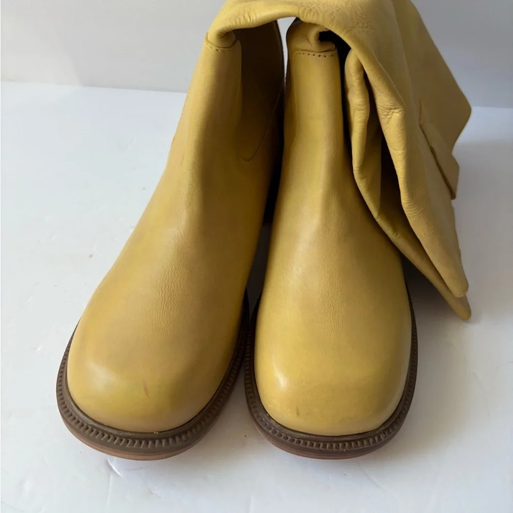 NWOT Urban Outfitters UO Tall Leather Slouch Boot Size 9 - Picture 4 of 12